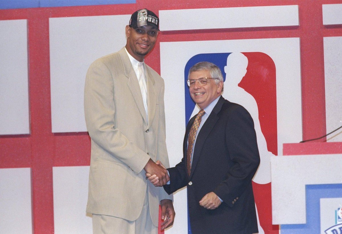ESPNNBA's tweet photo. When Tim Duncan entered the NBA...
•Kawhi Leonard was 6 years old 
•LeBron was in 7th grade
•MJ only had 5 rings. https://t.co/HOUOYWxU2v