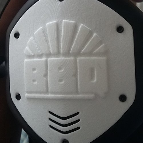 EarlyBBQ's tweet photo. The Headphones been done, shouts to the plug. #EarlyBBQ https://t.co/6wy5NbM81n