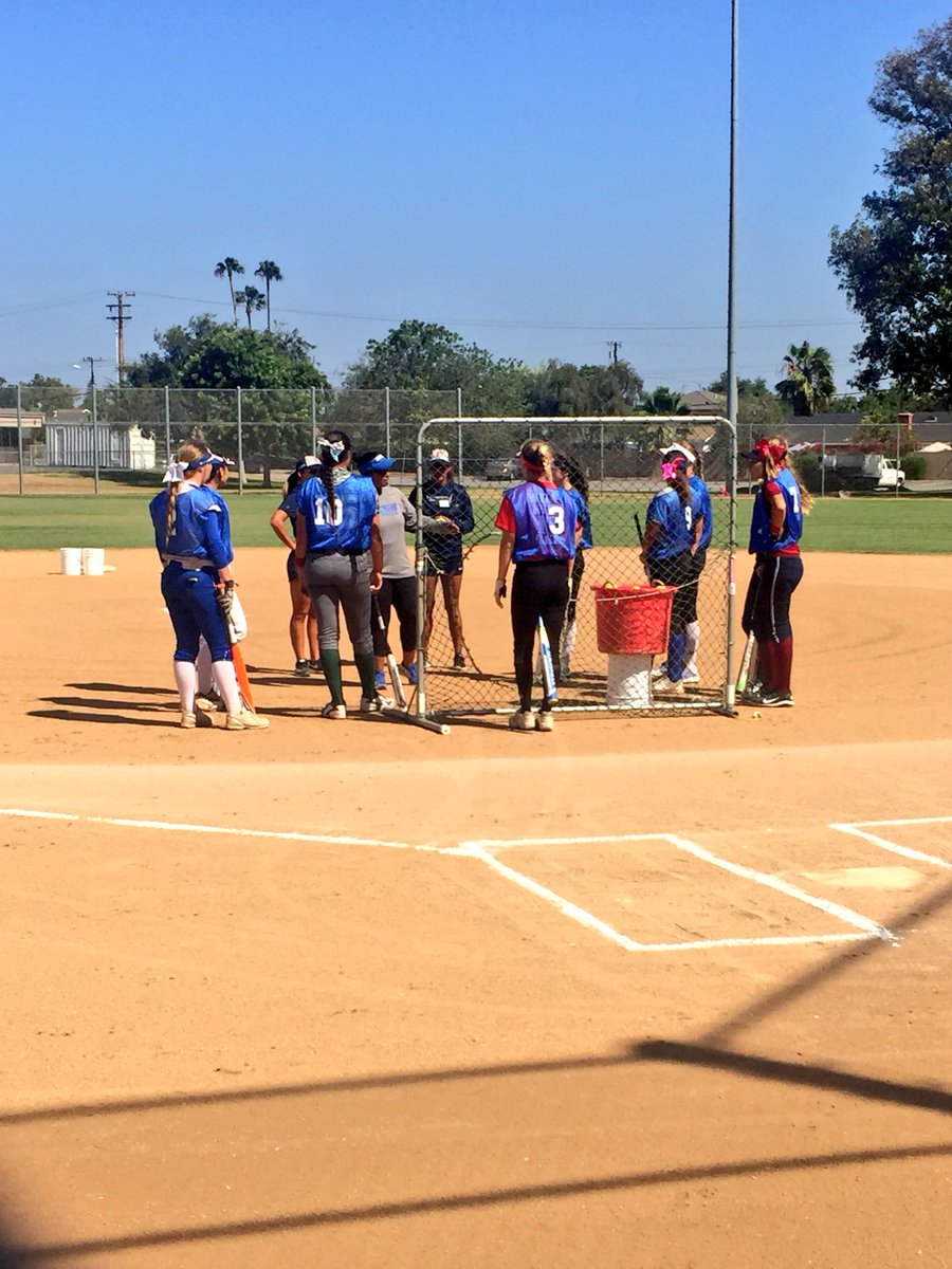 NFCAorg's tweet photo. @UCSBgauchos Coach Tamai doing what she does best- teaching hitting! #CACamps. https://t.co/Y521emjCQY