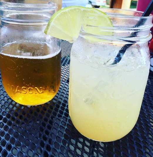Beer? Marg? What’ll it take to make today less Monday? @jessicawjennings #edleysbbq