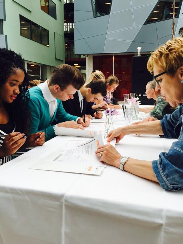 #trots op onze geslaagde studenten <a href="/rocnijmegen/">ROC Nijmegen</a>. Een mooi diploma op zak. Nu lekker het werkveld in of doorstuderen.