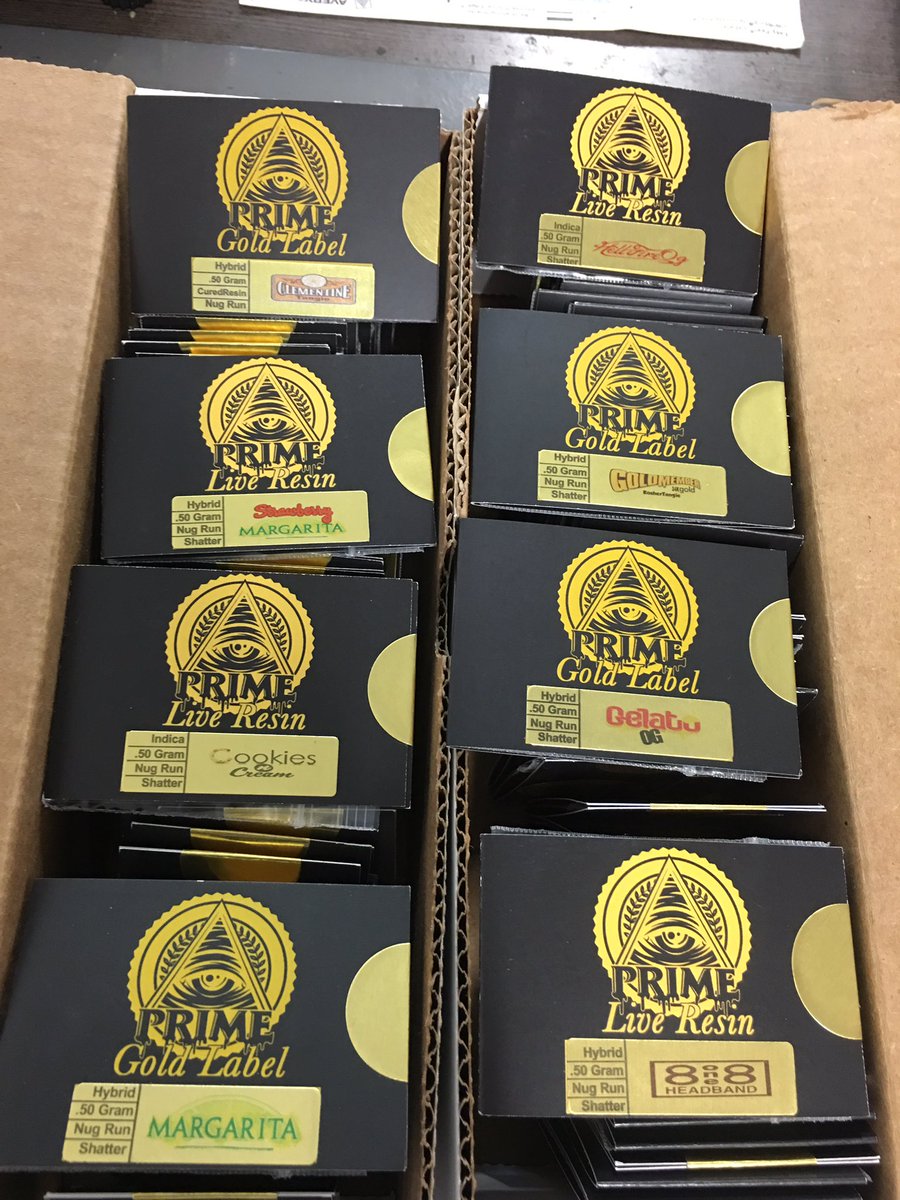 alpha_medic's tweet photo. Fresh drop of #primeextractions should be up on weedmaps real soon... Live Resin &amp; Gold Labels 🔥🔥🔥🍯🍯🍯 https://t.co/SSjz8iCLvL