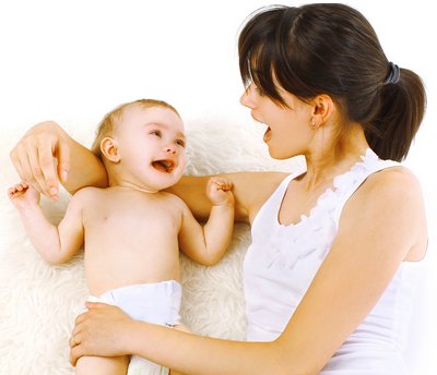 Aunque tu bebé aún no pueda hablar, ¡Habla mucho con él! 

serpadres.es/bebe/0-3-meses…