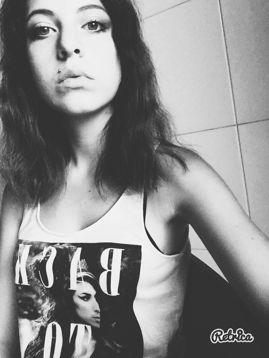 IceStarAS's tweet image. I really like Amy... did tou notice it?