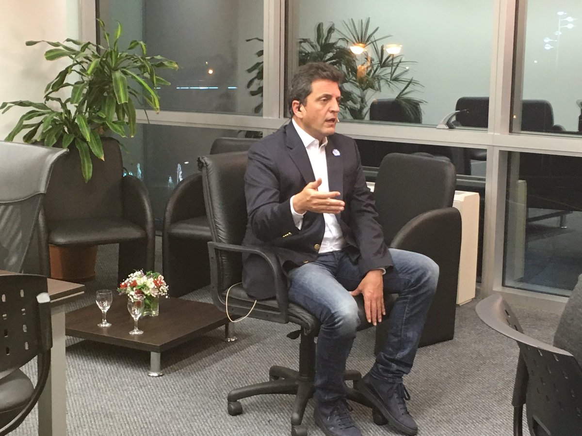 MassaPrensa's tweet photo. #MassaEnCrónicaTV | "Es una locura que el Estado y las grandes cadenas se financien de las PyMEs" https://t.co/J4muDzWTLb