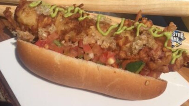 darrenrovell's tweet photo. All-Star Game Fare: Potato Crusted Hot Dog with Pork Rinds &amp; Pico De Gallo https://t.co/wgTtQ80iPV