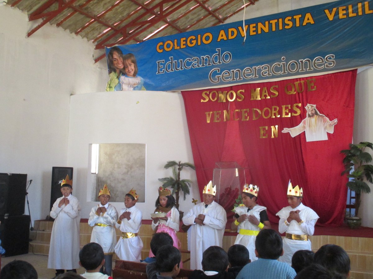 ColAdvVelille's tweet photo. Hoy iniciamos la I Semana de Énfasis Espiritual "Somos más que Vencedores en Jesús" - Turno: Primaria https://t.co/rthKtl3UZB