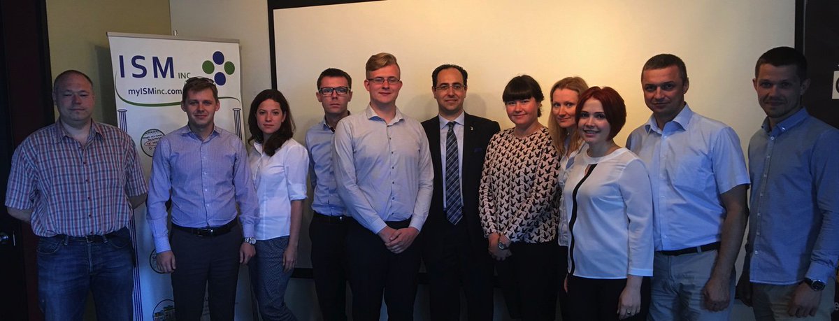 FarisAlami's tweet photo. What an amazing group of people! Thank you @Global Ties Detroit @USAID ! https://t.co/5hxsqT0I5A