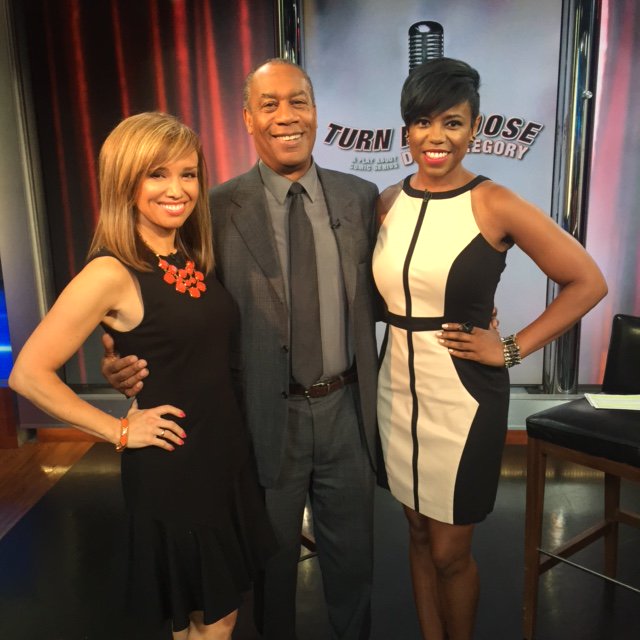 newyorklivetv's tweet photo. .@JOEtheMORTON on his triumphant return 2 the stage as @IAmDickGregory #turnmeloose WATCH: https://t.co/SEyHAmgysd https://t.co/dqaAZ0OGhq