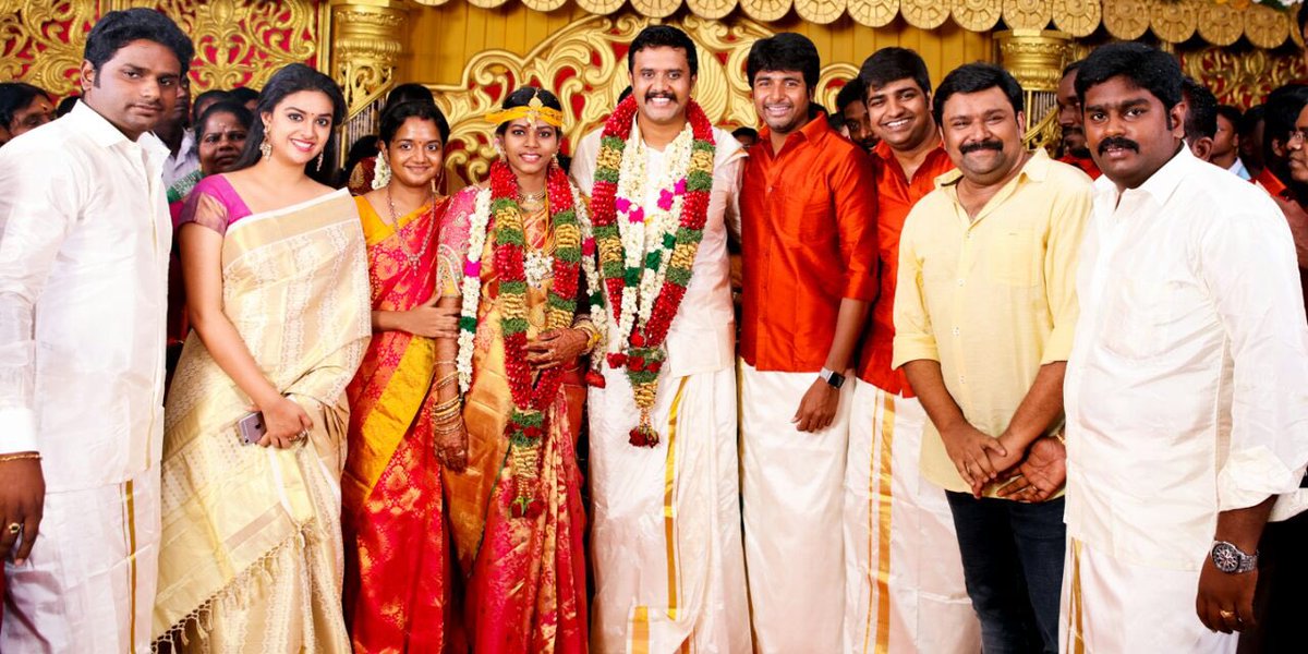 Udaya_Sankar1's tweet photo. Heart felt thanks to all wonderful hearts for your lovely wishes and unconditional love for me and Tamil Priya👫🙏🏻😍💐 https://t.co/g7s3juT2Tj