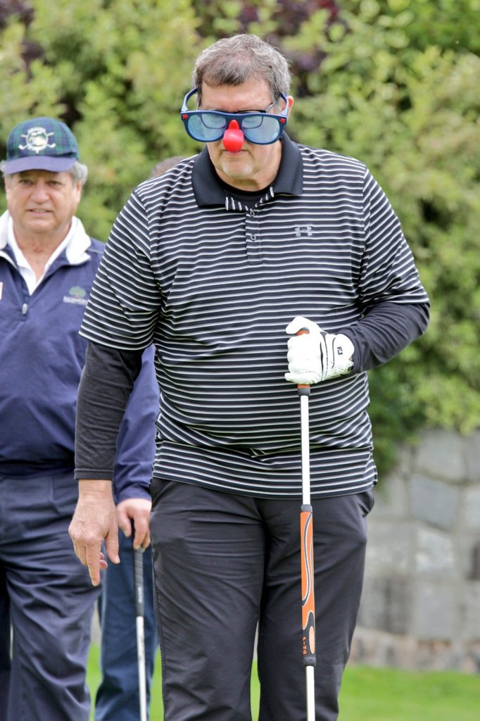 BCHospitality's tweet photo. Recognize this guy? Hint 1: he's a big supporter of #BCHFGolf. Hint 2: he enjoys the odd glass of #wine @TheSpitter https://t.co/MaePanArBM