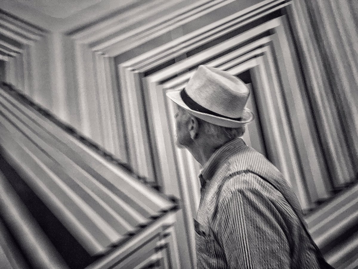 BimalPhoto's tweet photo. Street photography in Boston MA #streetphotography #photojournalism #Boston #mfaMEGA #mfaboston https://t.co/AcamDf0WFM