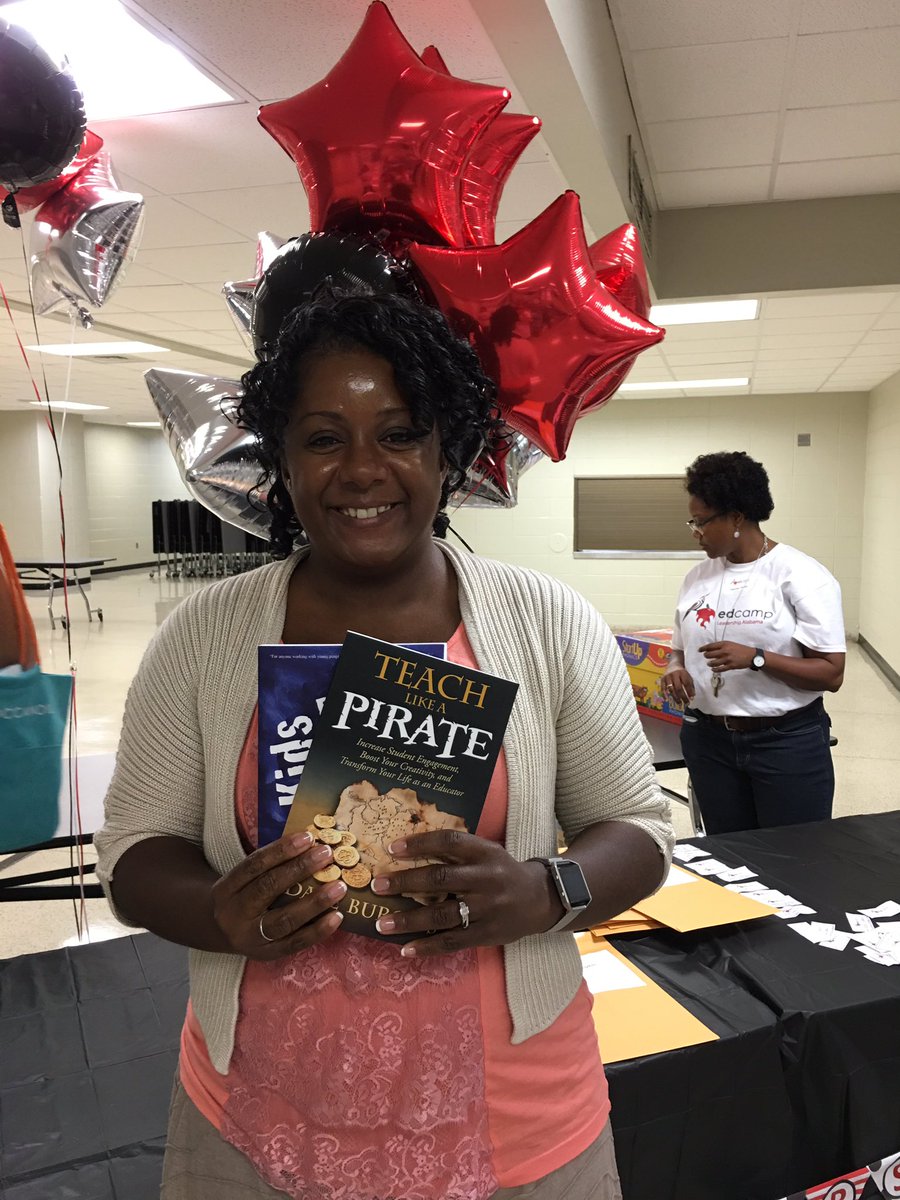 EdCampLdrAL's tweet photo. Loving the great door prizes by @burgessdave at #EdCampLdr #edcampldral https://t.co/yFuY6flHlz