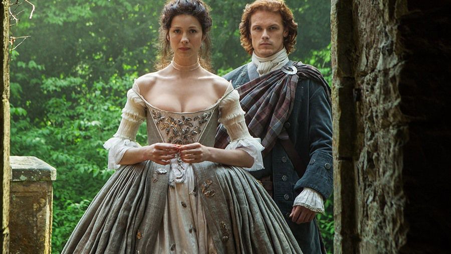 observer's tweet photo. ‘Outlander’ As Eulogy: TV Fashion Writer Memorializes Father in Time-Traveling Style https://t.co/i2TPW47JNn https://t.co/E6K5oye489