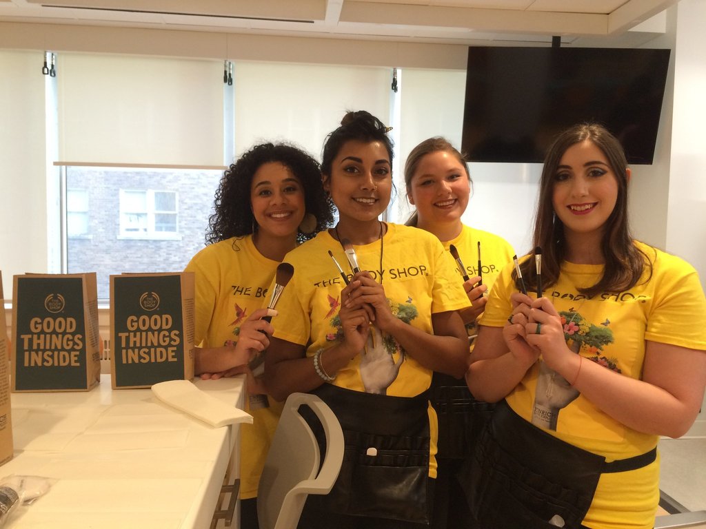 JobOfferInt's tweet photo. Thanks to TheBodyShopCA for volunteering 4 makeup artists to get SickKids kids ready for #SKProm th … https://t.co/BcohLlQDy9