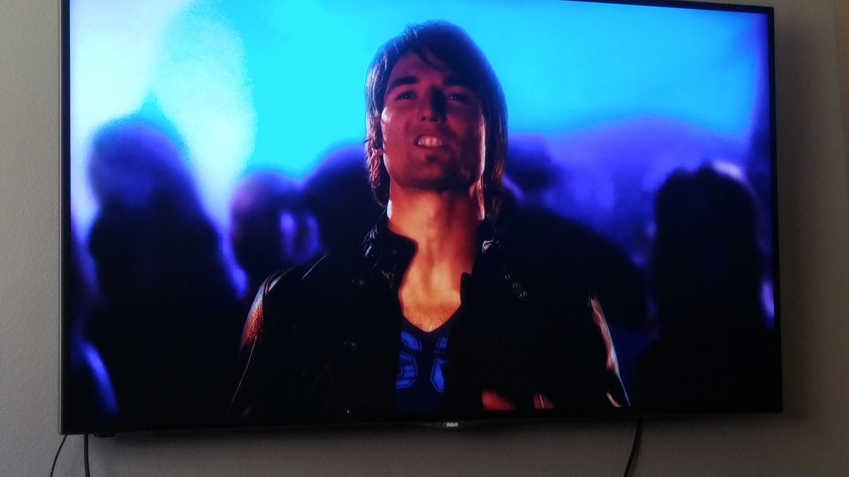 BigIrishJay's tweet image. Yuck. @LikeTheAnimal has me watching #KeysToTheVIP on Amazon. It's a pick up show. #Douches