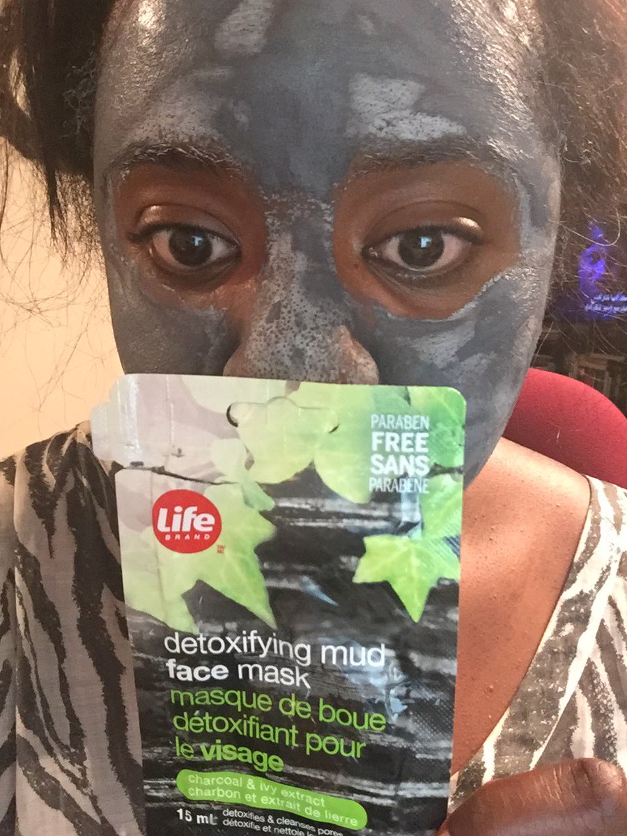 natoyaista's tweet photo. beauty secret is. out โค๏ธ @ShopprsDrugMart #lifebrand #charcoal ivy mud facemask my fav #beautybloggers #yvrbloggers https://t.co/cHdradCfVp