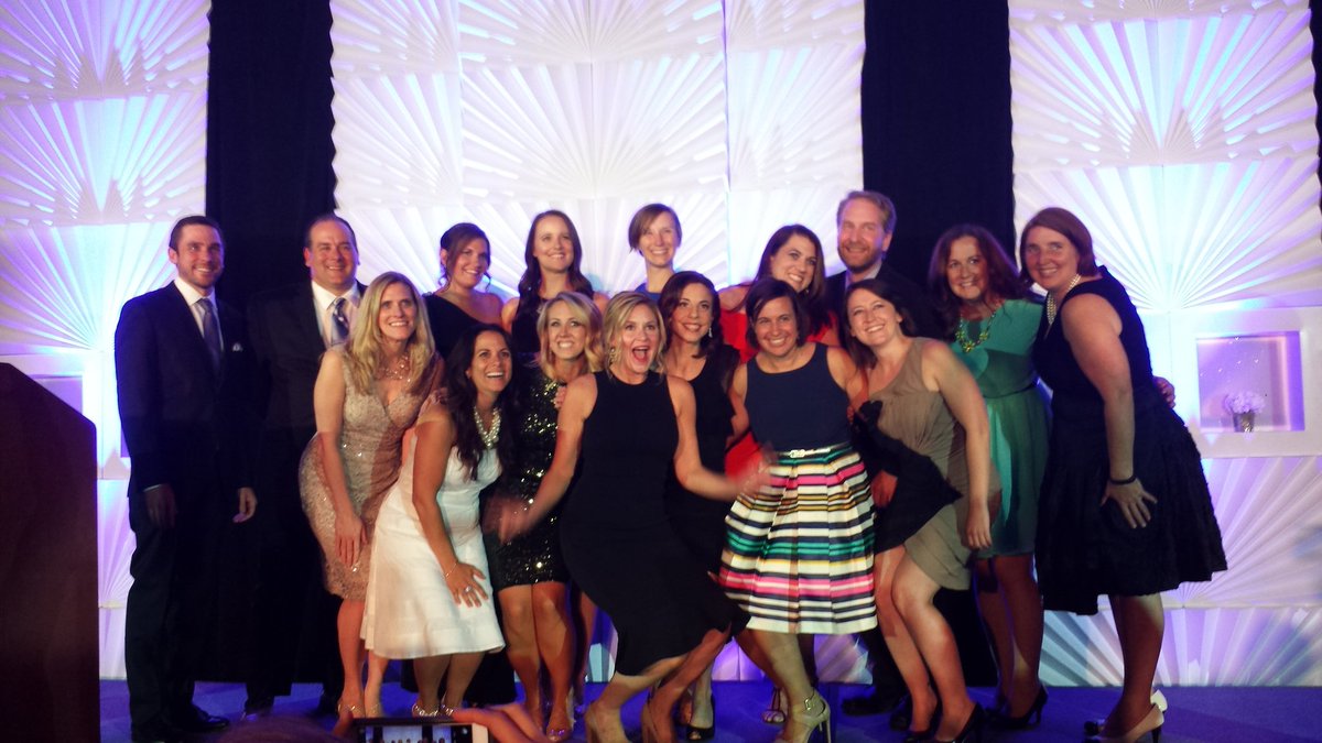 christiepruyn's tweet photo. Thank u + congrats to our 2015-16 sharp pencils, aka Board of Directors! Thank you, gracias, merci! @ChicagoMPI https://t.co/UYjhml2Esb