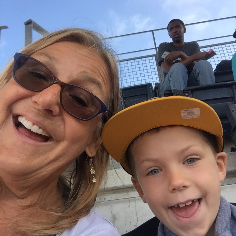 Miatama51's tweet photo. #HRDERBY #SDAS at the Homerun Derby with my grandson! https://t.co/tdGHKw2t6Q