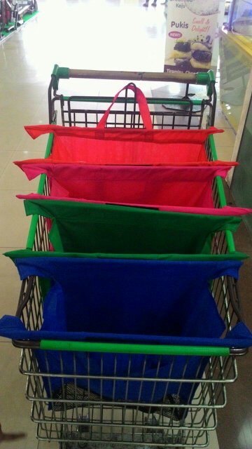 DTengger's tweet photo. Ayo kurangi pakai kantong plastik, pakai tas belanja ini lebih keren ;) #TenggerAdventure #OutdoorEquipment https://t.co/awMbfWYdv2