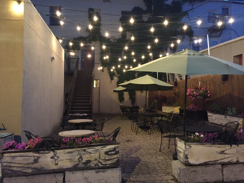SimplyCrepes's tweet photo. Getting the patio ready for our Beer Garden Food Truck Rally on Friday July 15! @downtowncdga https://t.co/Uw18SJzJp1