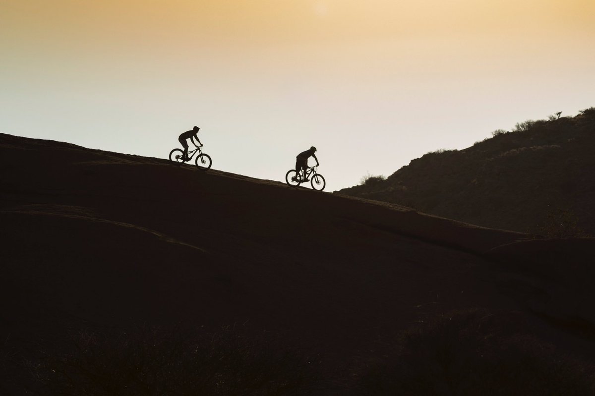 N0madAdv's tweet photo. The nights in Namibia are as special as the days @Salomon_SA @SpecializedZA https://t.co/Lck2OOwgSb