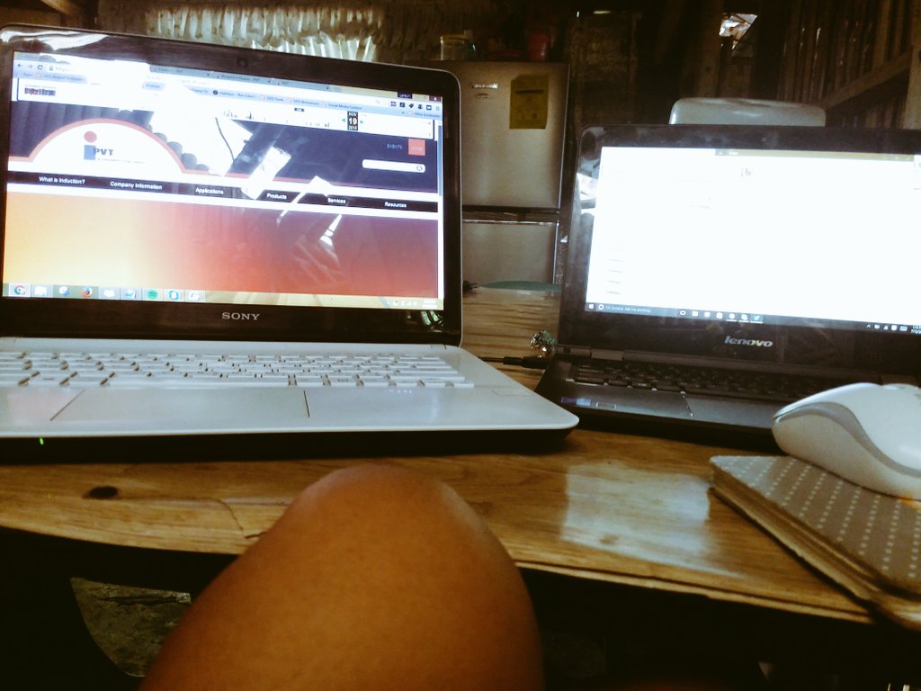 everything_lore's tweet image. Sometimes tita, a construction worker but most of the time this!  back to my real thing. #seowork #webworks