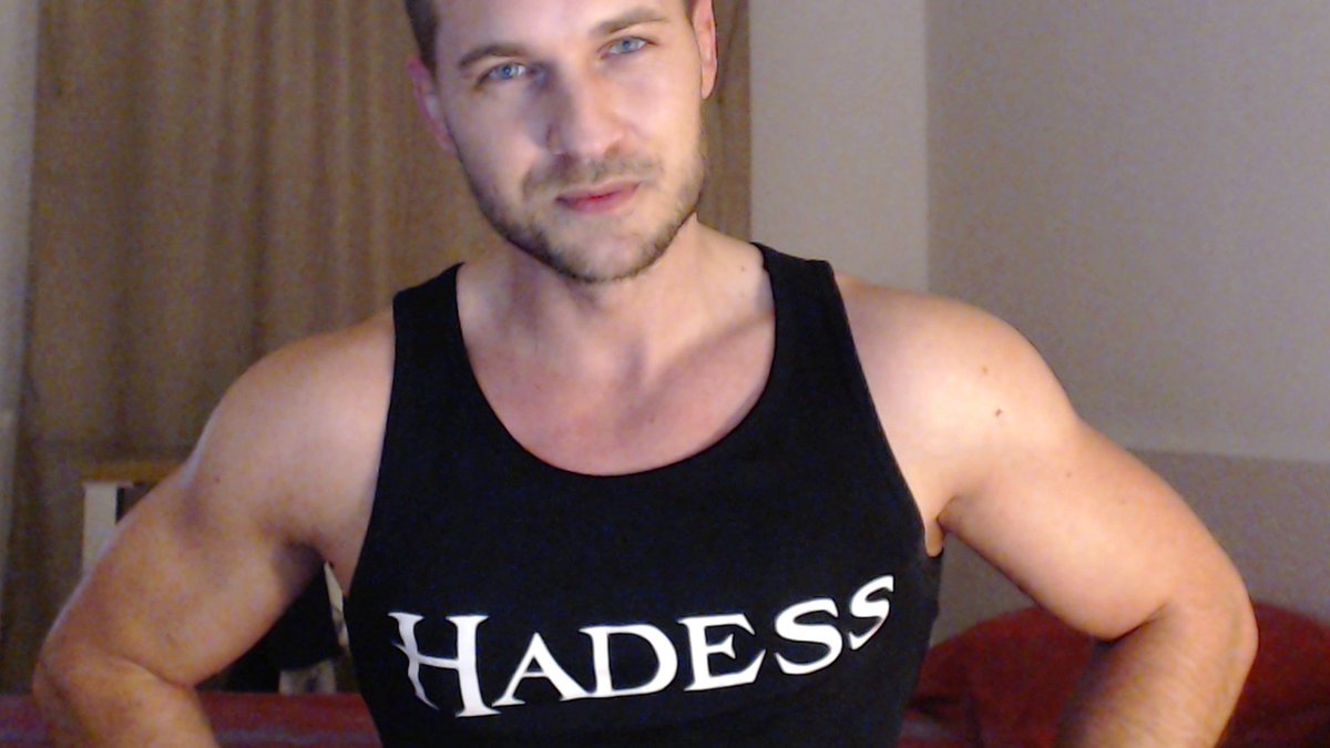 Hadess_Fit's tweet photo. Tnx everyone who #retweet my post 

#fit #male #Model #cams #muscle #worship #bdsm #topcammodel #followme https://t.co/NE8mcU88O1