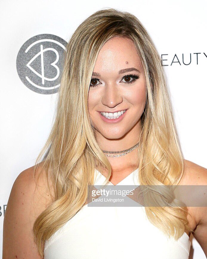 AlishaMarie tweet media