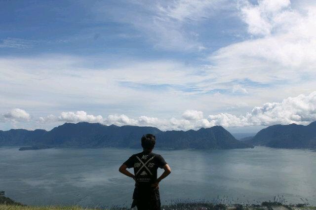 Syukri_SH's tweet photo. I am streaming on #BIGOLIVE > lagi kuliah. Join now! https://t.co/YxjWq7M7TK https://t.co/kwI4r4z7PA
