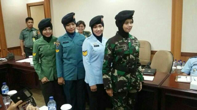 Alhamdulillah Kini Prajurit Wanita TNI Bisa Pakai Alhamdulillah Kini Prajurit Wanita TNI Bisa Pakai