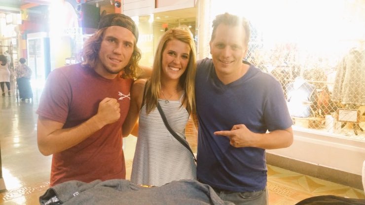 It was great seeing <a href="/AYatesGOLDENBOY/">Andrew Yates</a> &amp; <a href="/emilywilson0204/">Emily Wilson</a> last night at my show. Follow Andrew. He's 9-2.