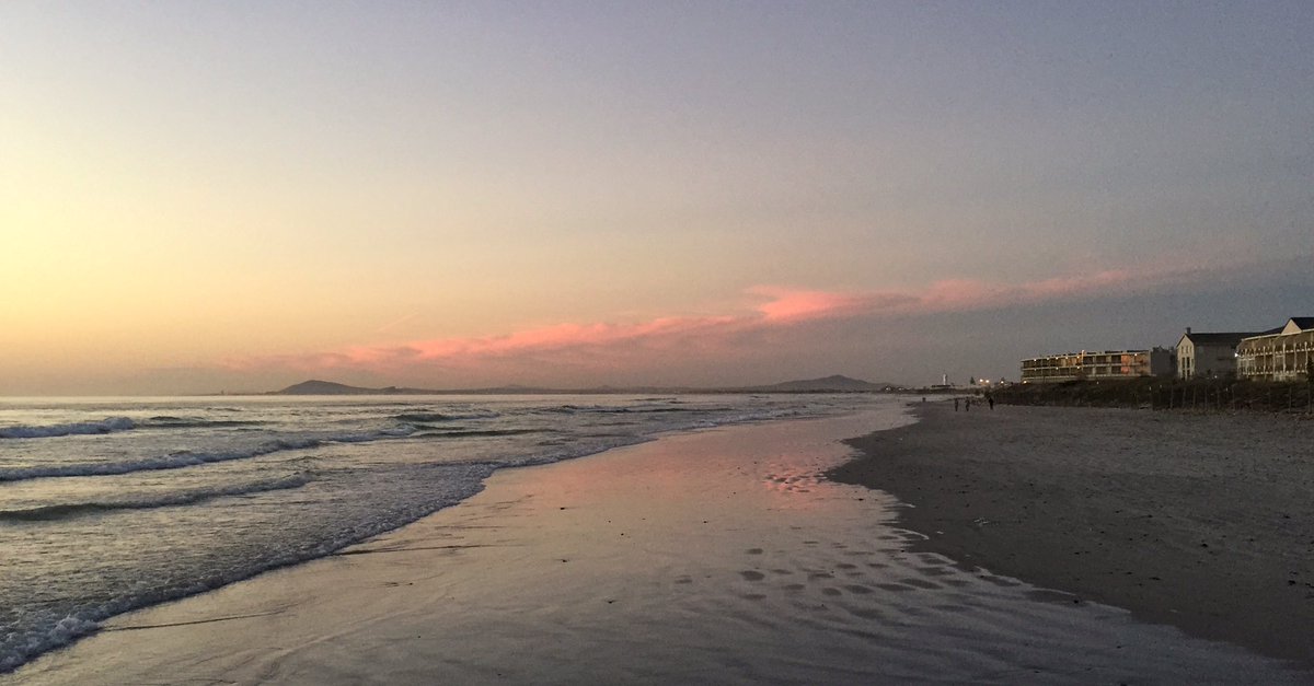 DiBrown5's tweet photo. Climb a mountain, walk in a forest or beach, feed the squirrels but do get outside #CapeTown #schoolholidays https://t.co/KdDdtiDiHN