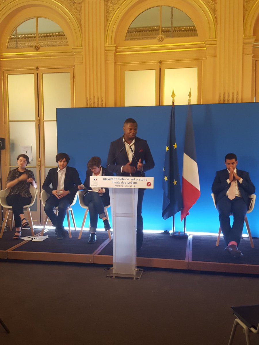 La <a href="/FFDebat/">Fédération Francophone de Débat</a> a trouvé les meilleurs  #PokemonGO au Ministère de @EducationFrance lors de la #FinaleDesLyceens #UEAO