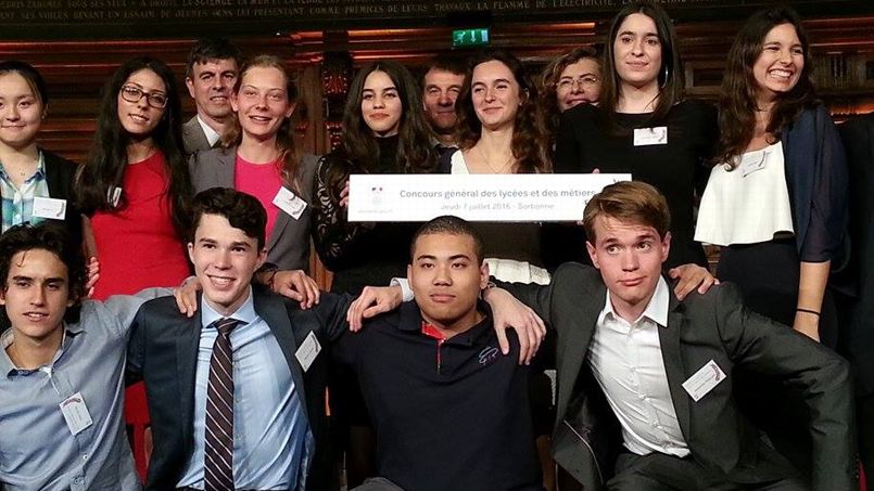 Les 10 lycées les plus primés au Concours général 2016 etudiant.lefigaro.fr/bac/bac-actu/d…