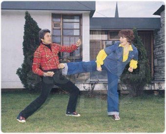 Gırgırına :) Cüneyt Arkın ve Hülya Koçyiğit İstasyon Film Setinden..