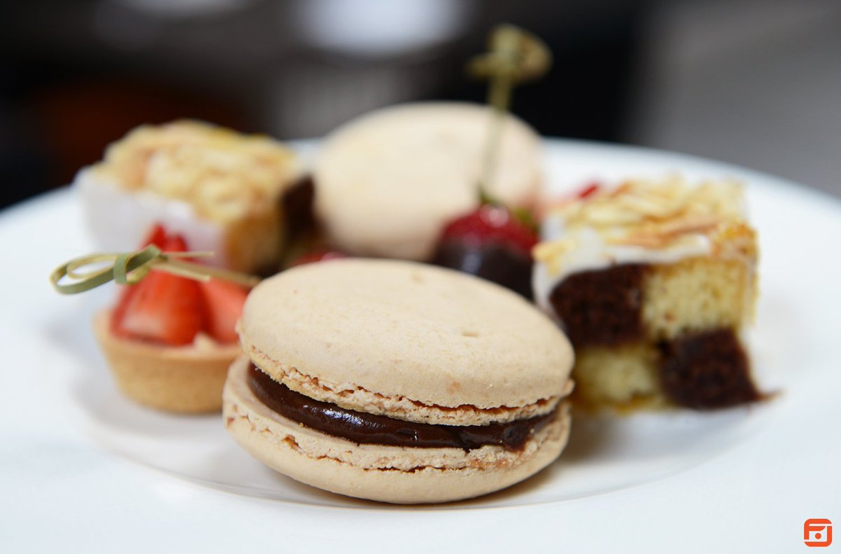 FabViews's tweet image. Lovely #afternoontea @TheSavannahLDN. #Euston #London #foodphotography #foodie #dessert #food #fabjungphotography