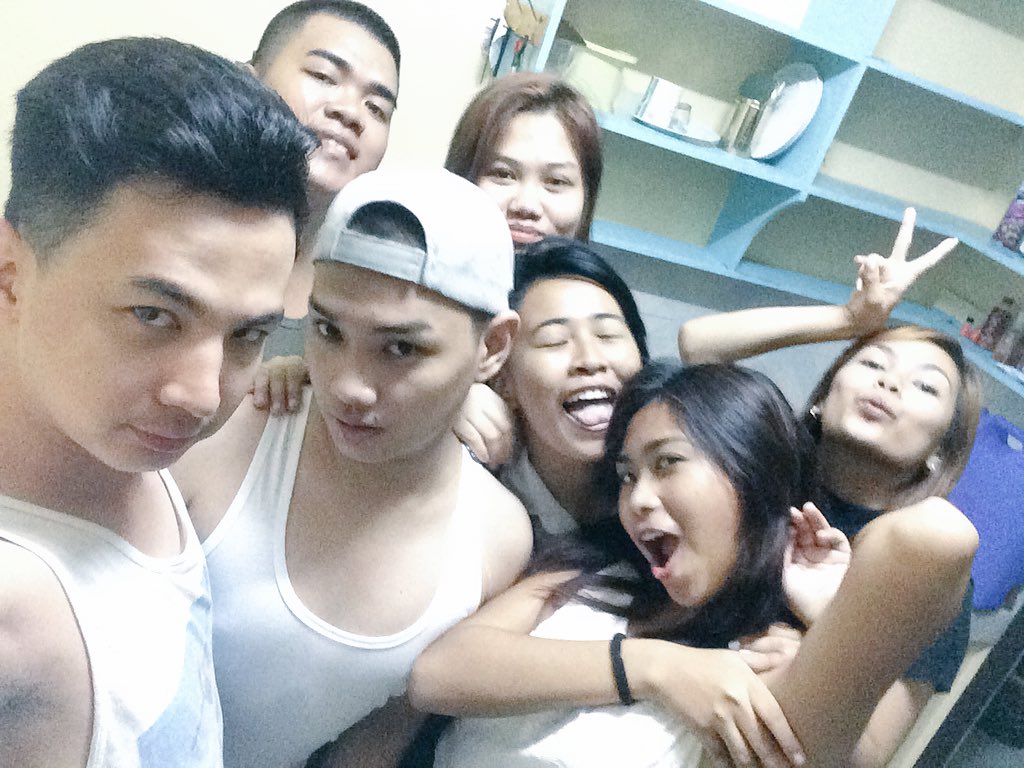 giannealberca's tweet photo. Sakit ng panga ko kanina sa pillow fighting ๐ #Dormates #allGirls @GumballMayol @Avygiron @AngelicaBrendaa https://t.co/qC3lirsihC