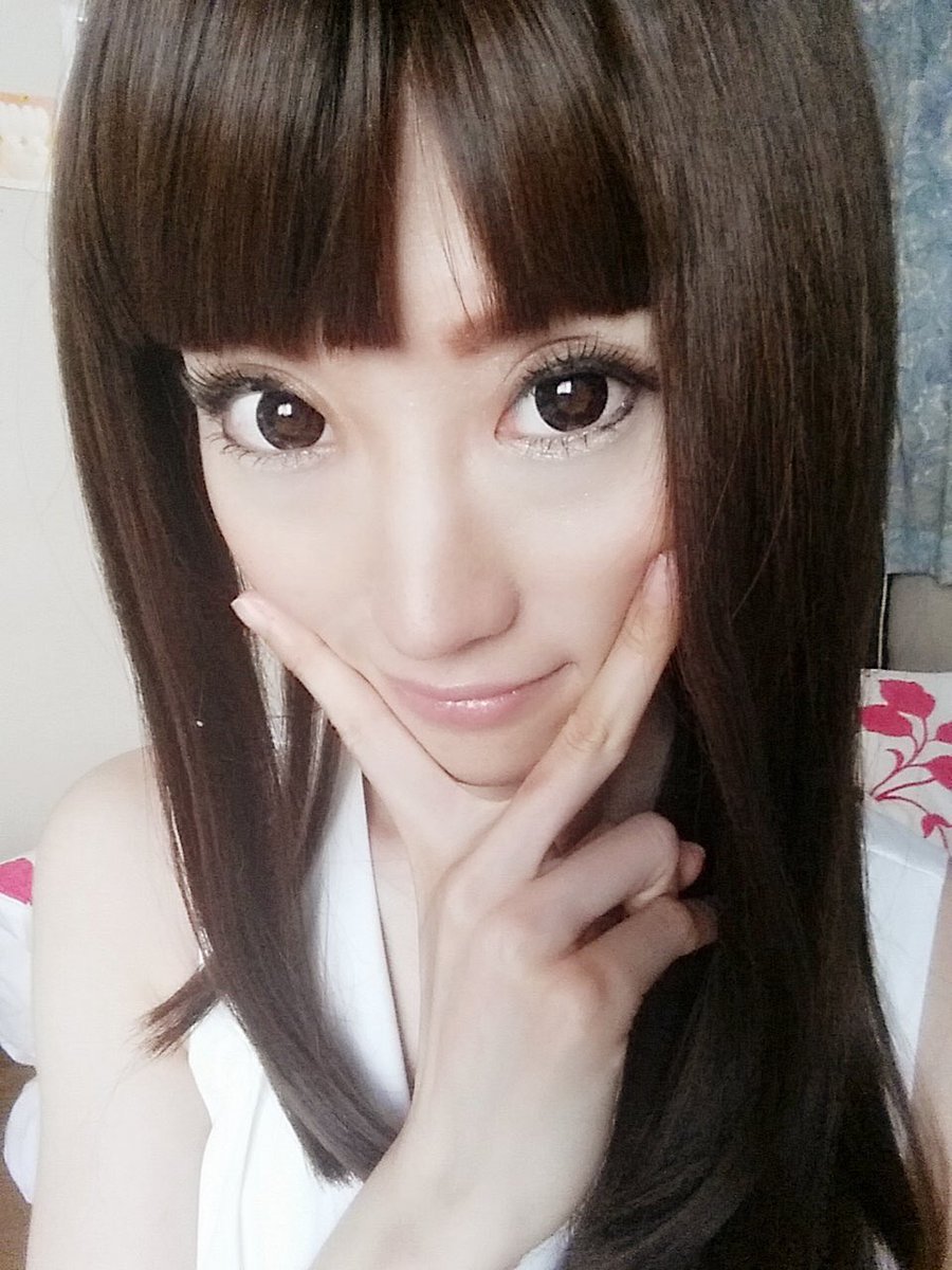 七彩 なな@リフレ嬢グラドル on X: なったん(#七彩なな )＆ひめみお(#姫崎美桜 ) で行う生誕祭の実行を進めてるよ💓  グラドルどこまで脱げるか！？ セクシー女優どこまで隠せるか！？ ROMなどの物販撮影〜 カフェで会えるイベント✨ 楽しみ〜♪♪  t.co ...