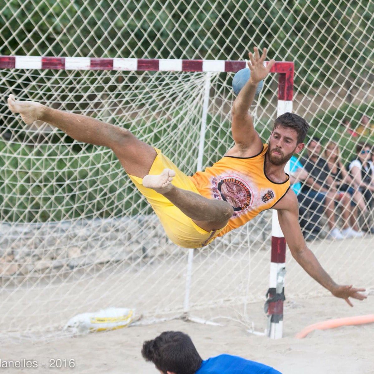 Jackie Chan se dejó caer por el <a href="/BH_Igualada/">B_Handball Igualada</a> 🔝😂💪 (📸: J.A Solanelles)