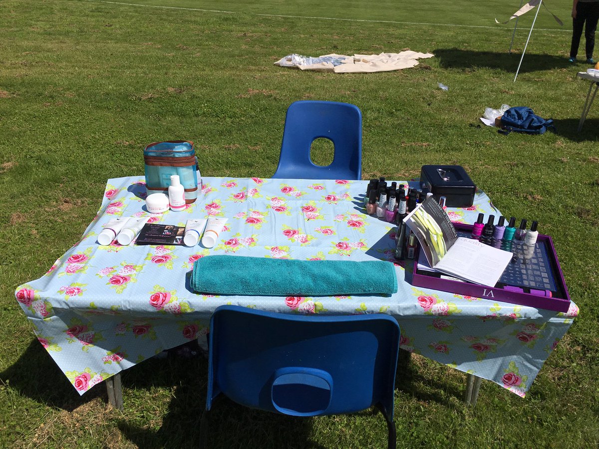 Some of my work from a pre-school summer fete a few weeks ago 😊💅🏽