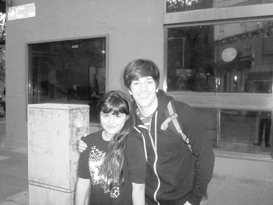 micaapasquali's tweet image. @rogergzz 10 años tenía cuando me saque esa  foto y hoy estoy cumpliendo 15. Gracias por ser parte de mi vida💞