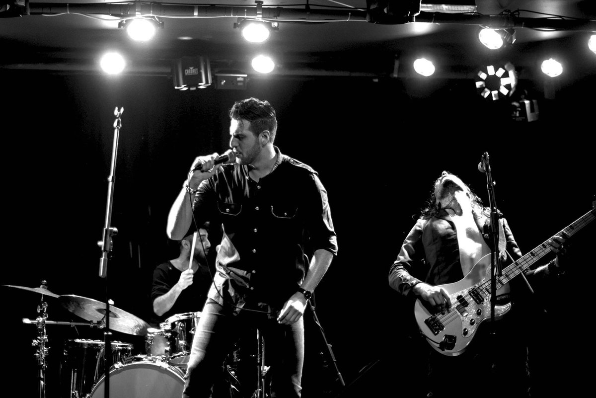 StoneDoves's tweet photo. Stone Doves @Water_Rats 25/06/16
#live #gig #kingscross #indie #rock #london https://t.co/DX9GbnrqYH