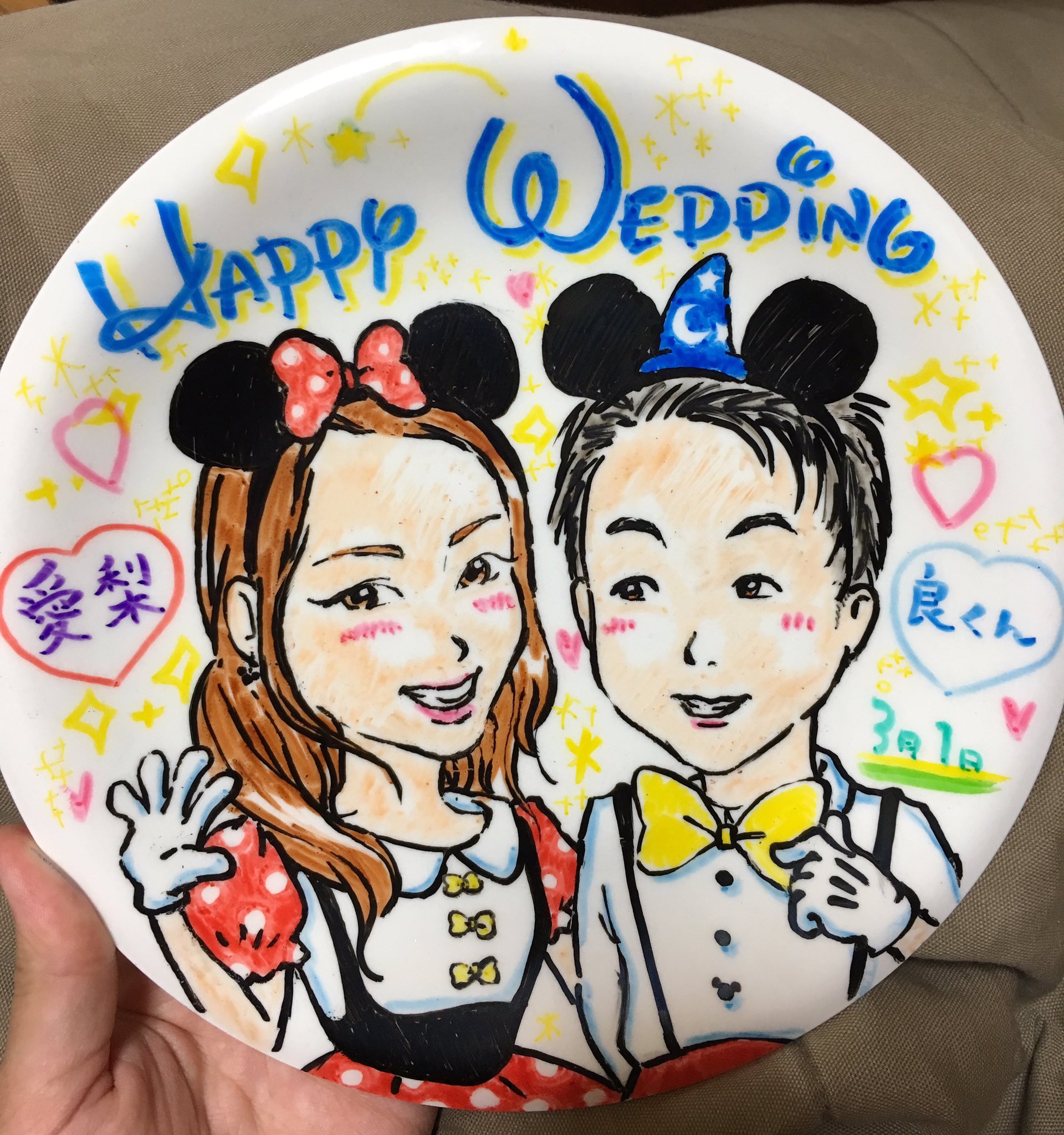 ねここあんな イラストレーター No Twitter ディズニー風にアレンジ ハッピーウェディング T Co Bkwoqxywjl ハッピーウェディング 結婚式 結婚 似顔絵 似顔絵皿 ミッキー ミニー ディズニー ウェディング ミンネ T Co Fxzulvejqf Twitter