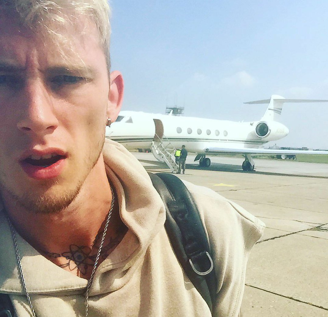 Frustration at it's finest. I can't even see who wants to be my friends.