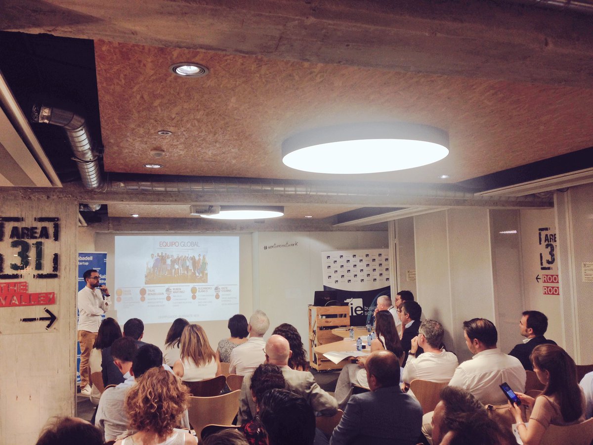 IE_Ventures's tweet photo. @GlampingHub hoy como primer #startup de @IE_VentureNtwrk @BStartup en #area31 #glamour #camping #turio #rural https://t.co/CbNdUifa2i