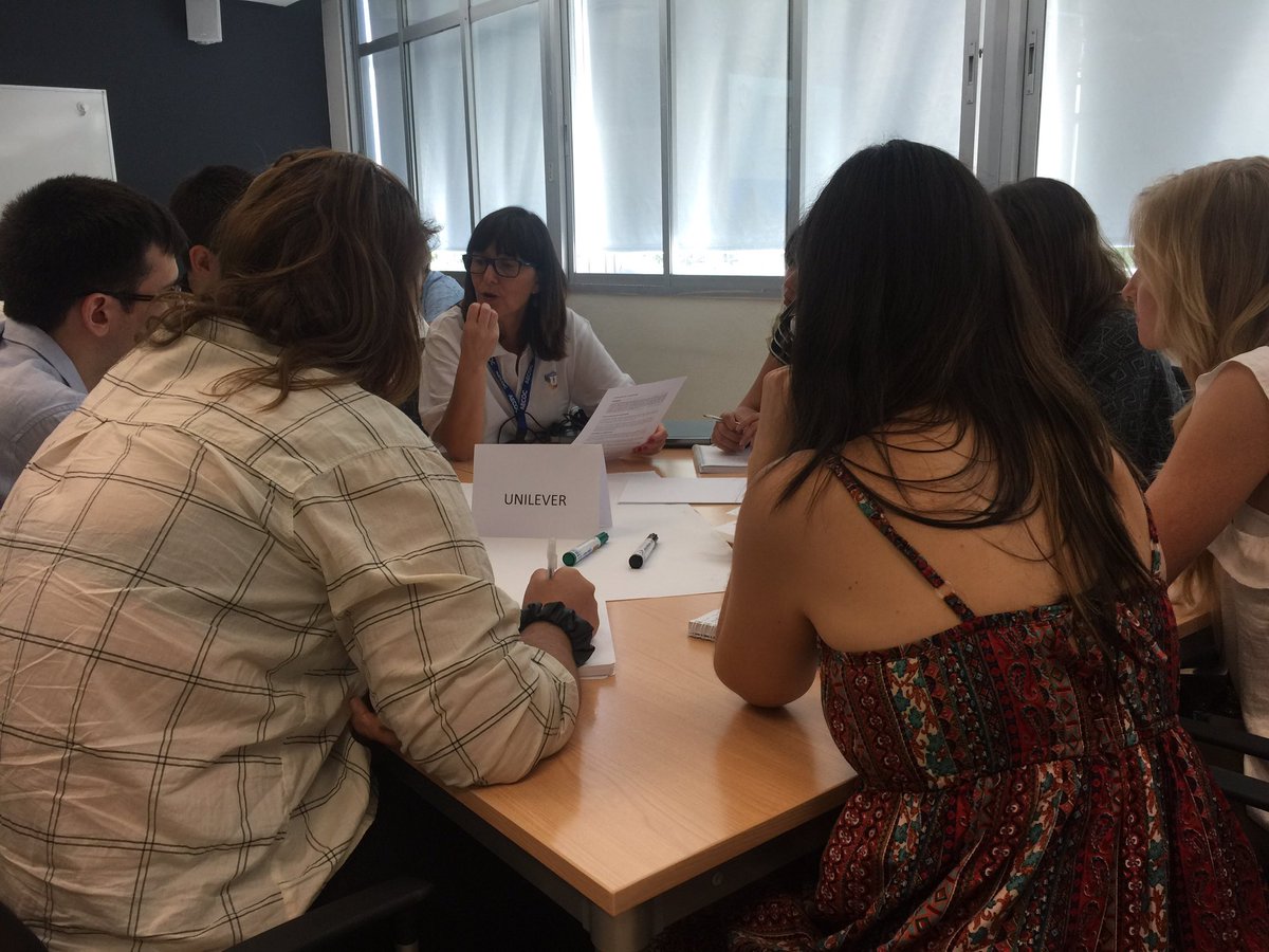 AECOCtalento's tweet photo. ¡Llega el reto! @UnileverSpain @DiageoGB, @CarrefourES y @LecheAsturiana prueban su #talento #trabajoengranconsumo https://t.co/yfaORUhKrk