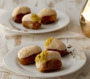 saharadates's tweet photo. Almond paste stuffed #SaharaDates recipe. #Datepalm #Delicious #instafood #healthy #PalmDates #SaharaPremiumDates https://t.co/v1s2ScFcJc