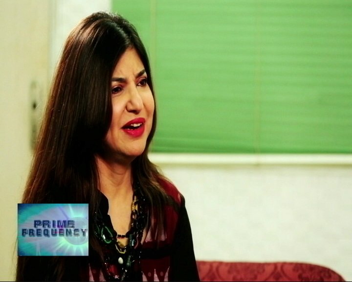 NDTVProfitShows's tweet photo. #AlkaYagnik talks about her first break in #bollywood on #PrimeFrequency #ComingUp at 9 pm @alkayagnikbest https://t.co/v65Mf0egSv