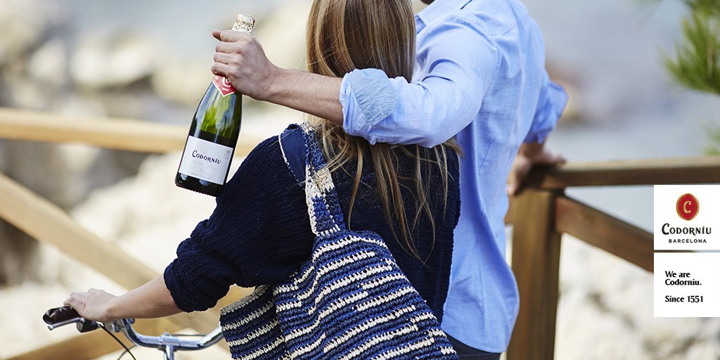 For the good moments when you wouldn't change a thing. #celebrate #toast #Codorniu